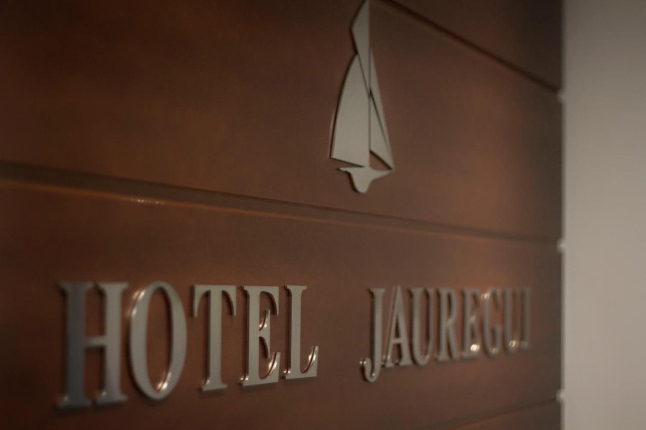 Hotel Jauregui Хондаррибиа Экстерьер фото